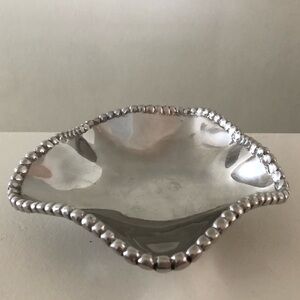 Small Pearled wavy trinket bowl